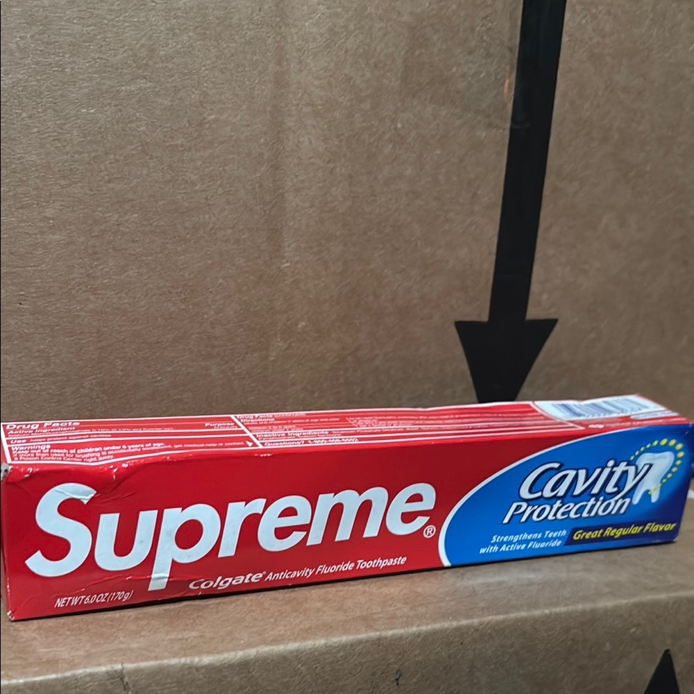 Supreme Red Toothpaste by Colgate - Picture 3 of 8